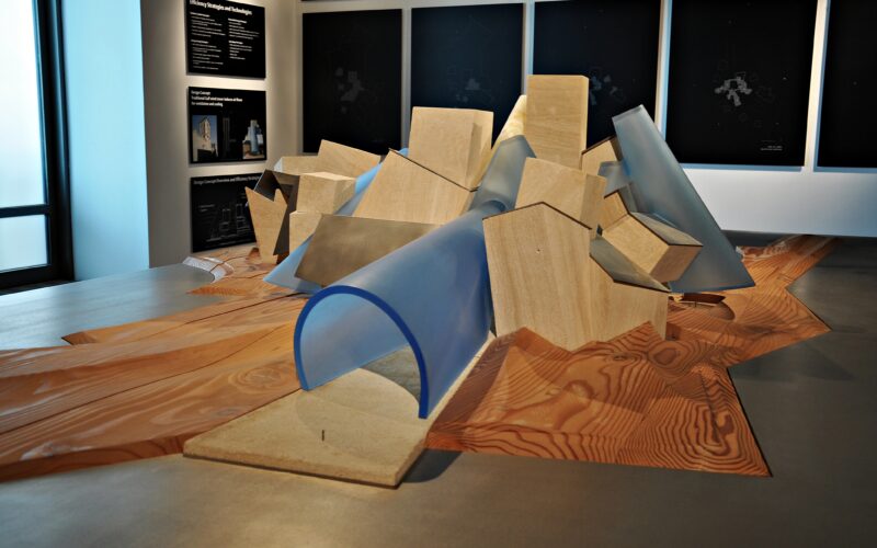 Maquetas de los museos proyectados en Saadiyat, Abu Dhabi